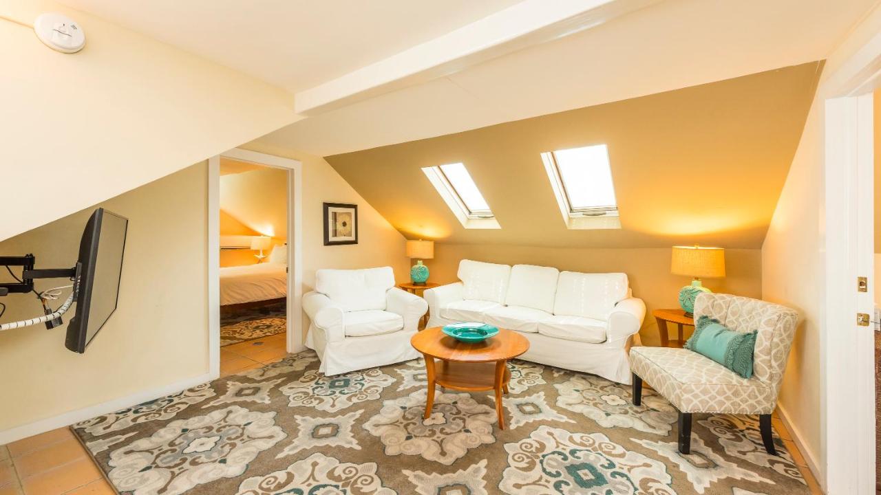 L'Habitation Guesthouse- Adult Exclusive — photo 18