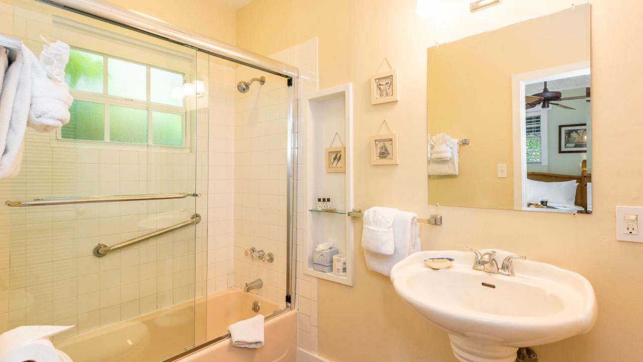 L'Habitation Guesthouse- Adult Exclusive — photo 13