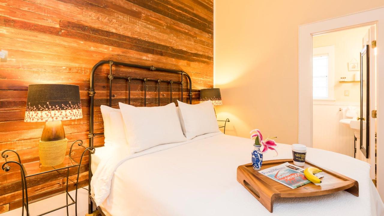 L'Habitation Guesthouse- Adult Exclusive — photo 14