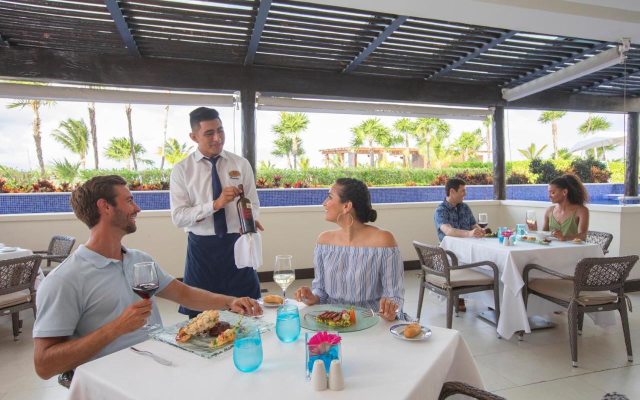 Hideaway at Royalton Riviera Cancun, An Autograph Collection All- Inclusive Resort - Adults Only photo