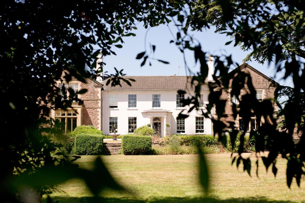 Glewstone Court Country House Hotel - Laterooms