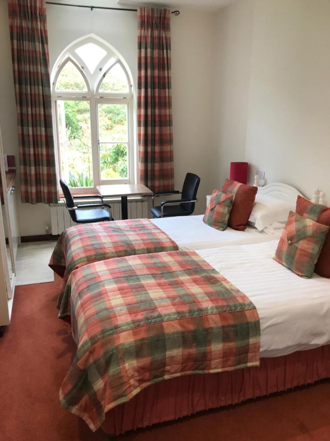 Undercliff Guest House - Laterooms