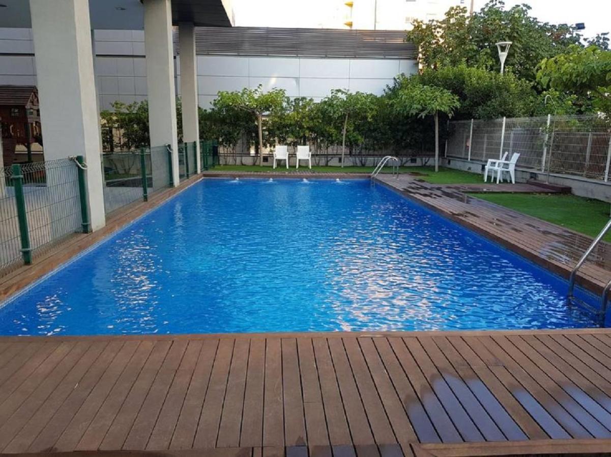 Lovely 2 BR Terrace Wifi Parking AC Heating Attic, Valencia ...