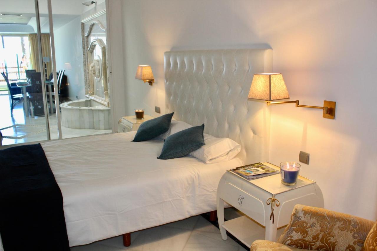 Puerto Banus 2 bedrooms Oceanfront C, Marbella – Bijgewerkte ...