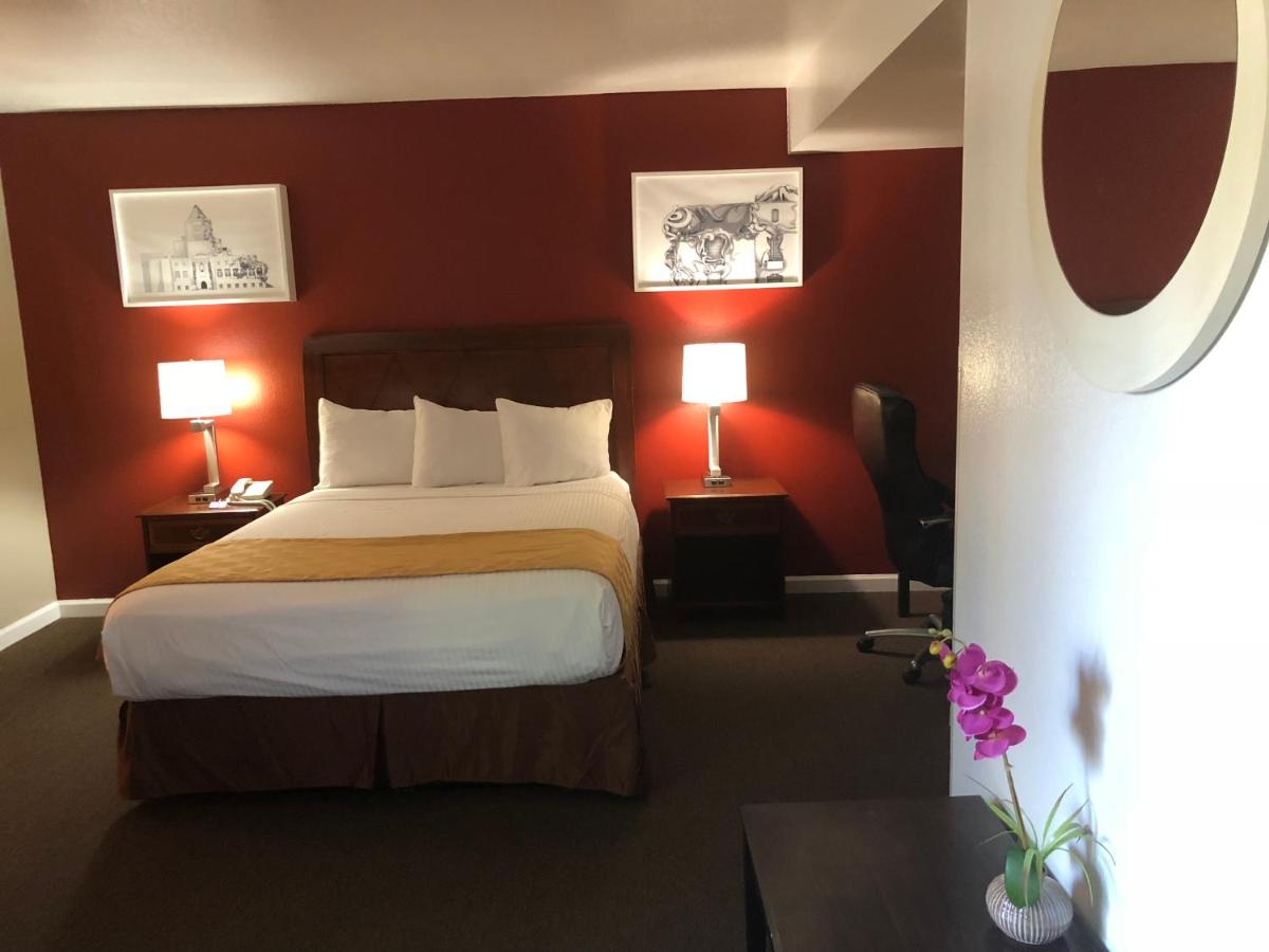 Central Inn Motel — photo 17