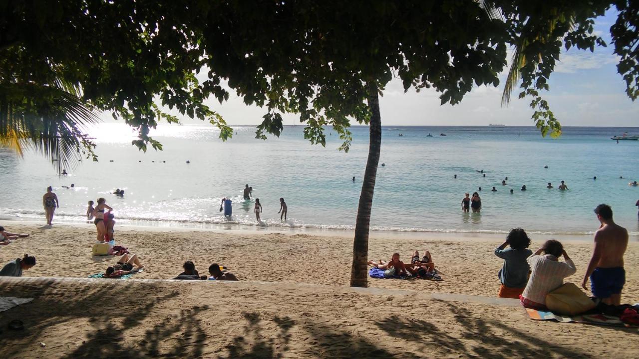 Beach: Residence Pereybere - Opposite Public Beach