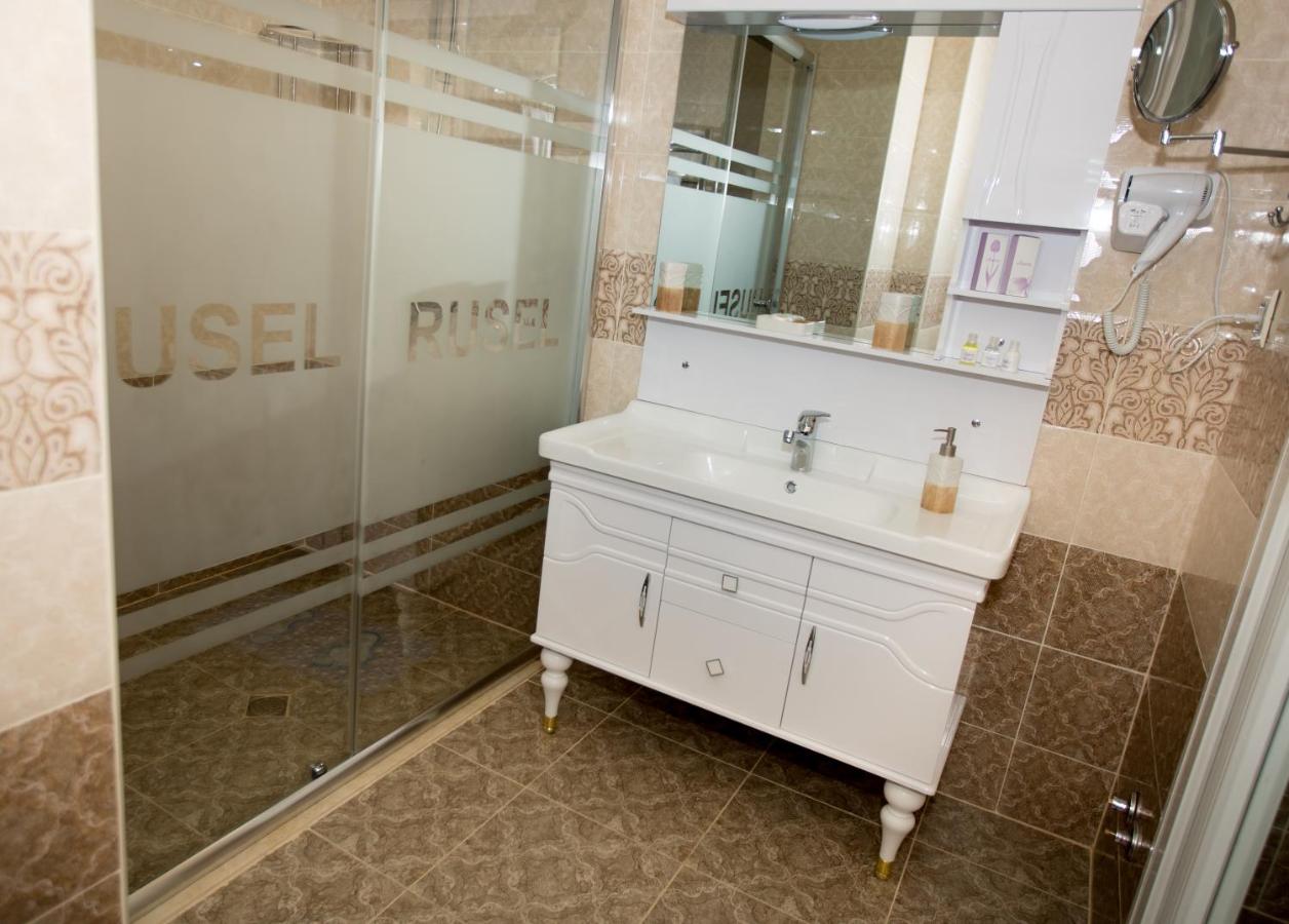 Rusel Hotel photo