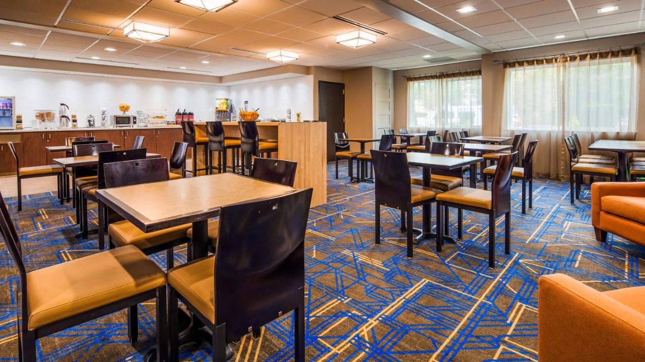 Parkrose Inn and Suites Portland Airport — photo 10