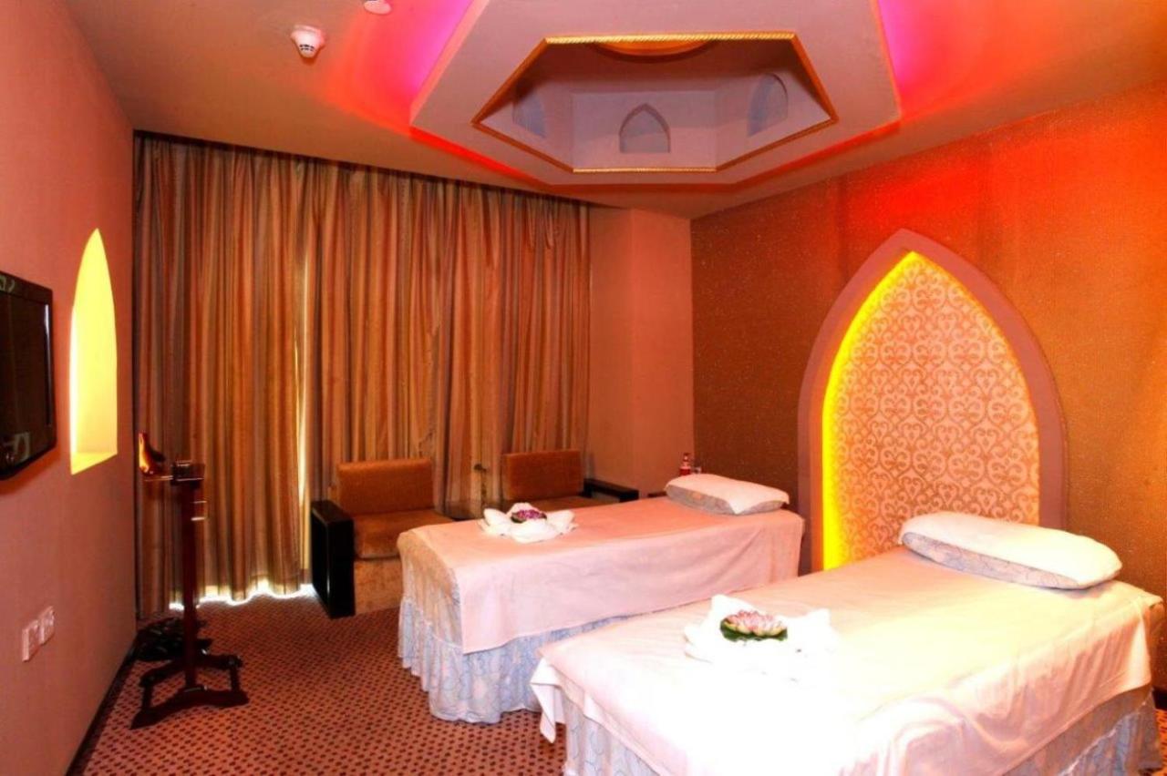 Samaya Hotel Deira photo