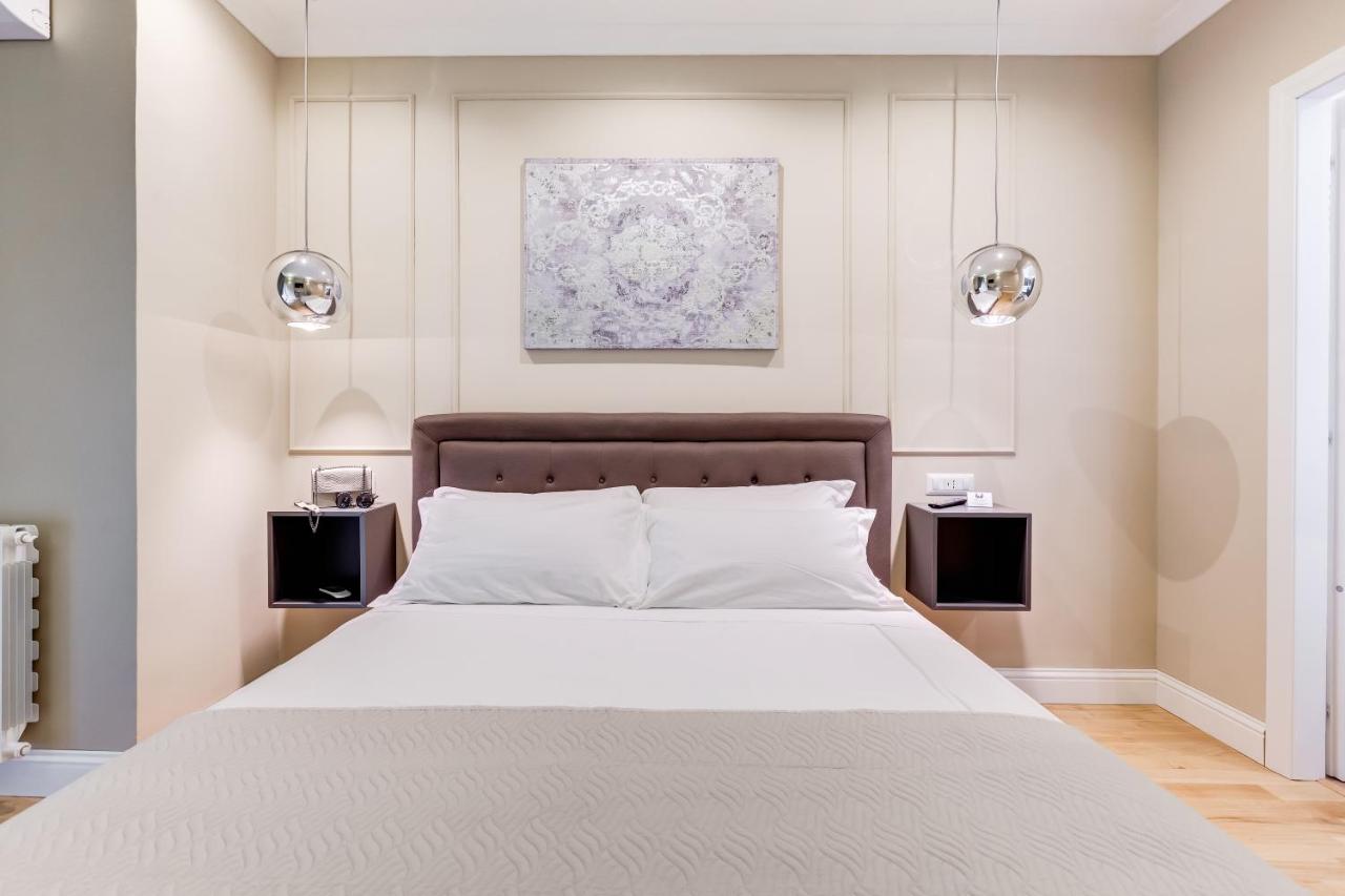 Mellini Palace Suites by Premium Suites Collection - 2