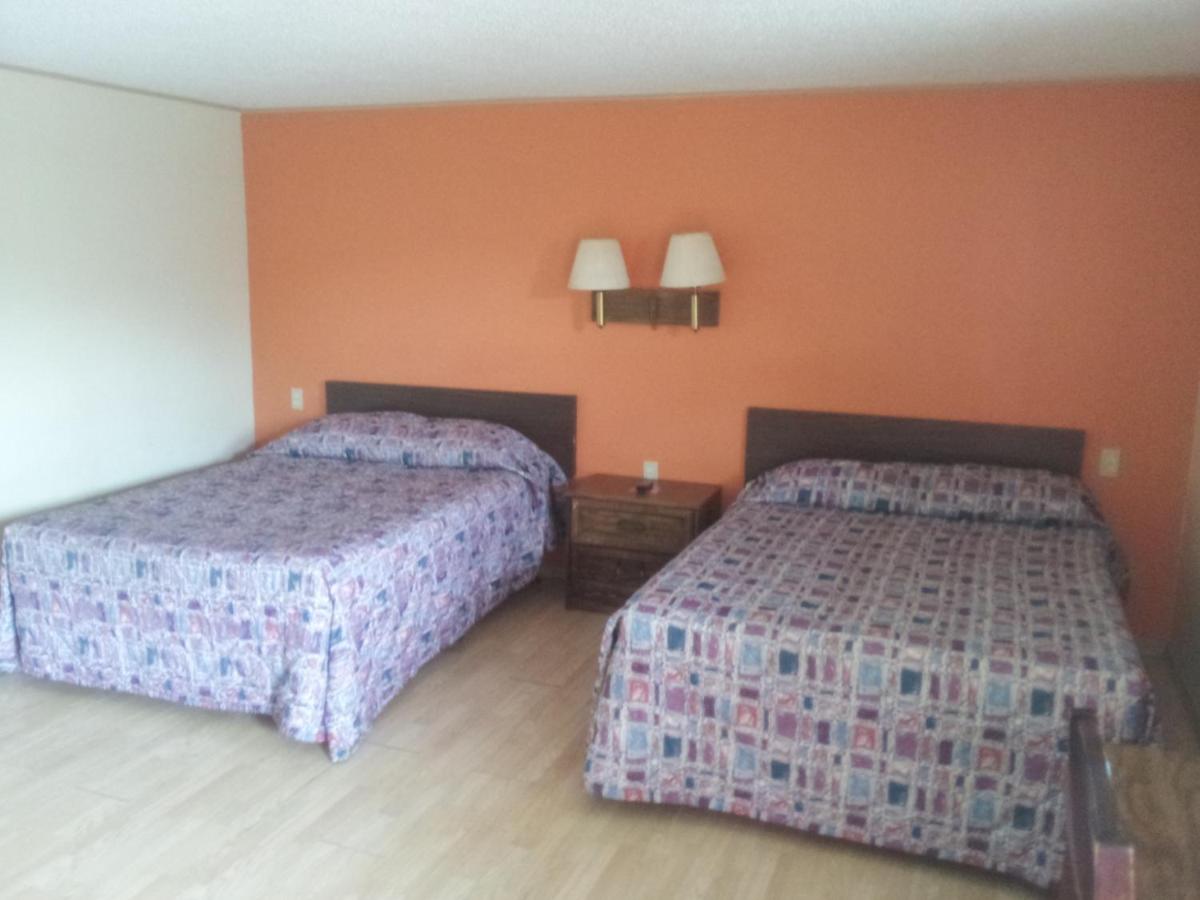 Mustang Motel — photo 6
