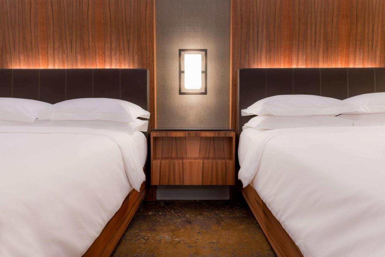 Hyatt Regency Calgary photo