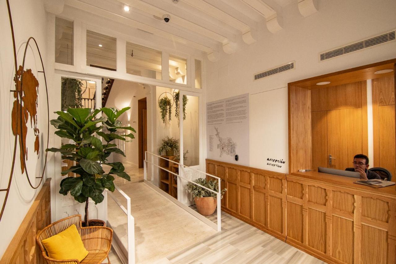 Plaza Mayor Suites & Apartments — quarto