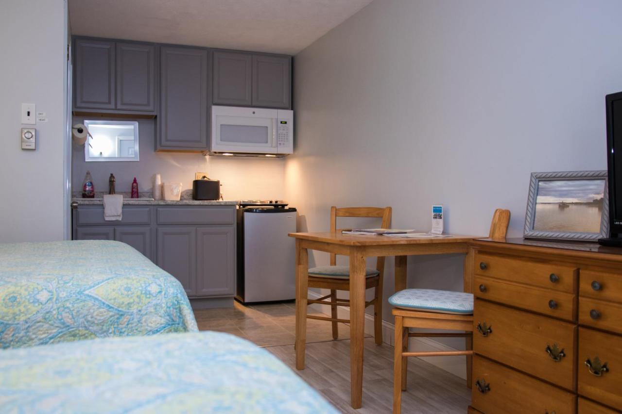 Seacoast Motel and Snackbar — photo 8