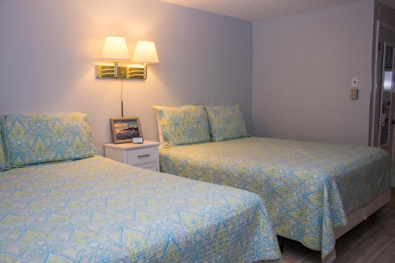 Seacoast Motel and Snackbar — photo 21