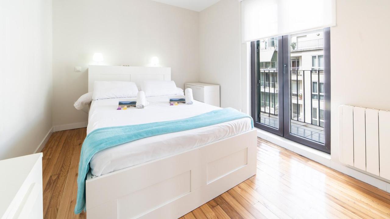 Concha Beach Apartment - SSHousing, San Sebastián – Updated ...