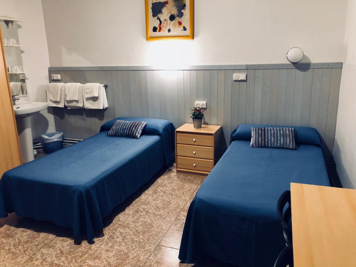 Hostal Carlos III, El Prat de Llobregat – Bijgewerkte prijzen ...