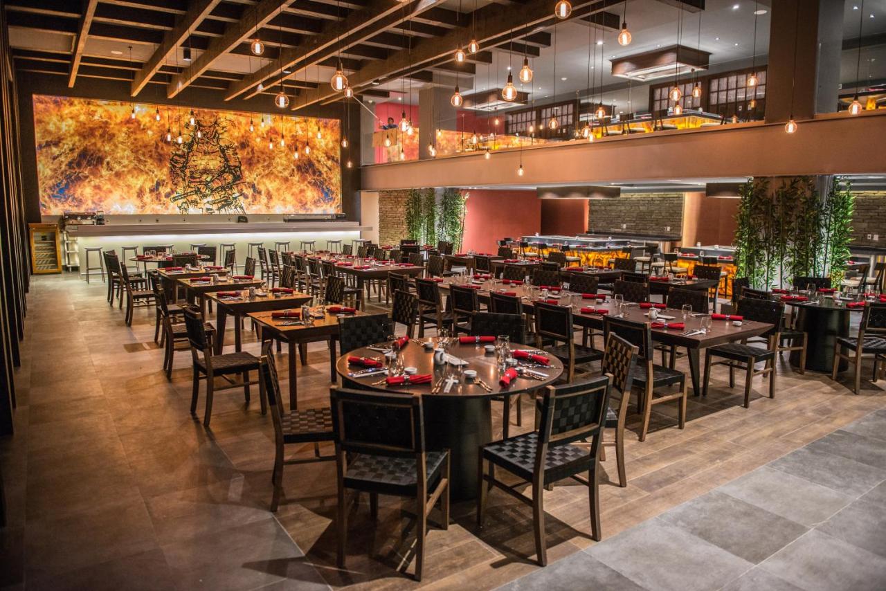 Royalton Riviera Cancun, An Autograph Collection All-Inclusive Resort & Casino photo
