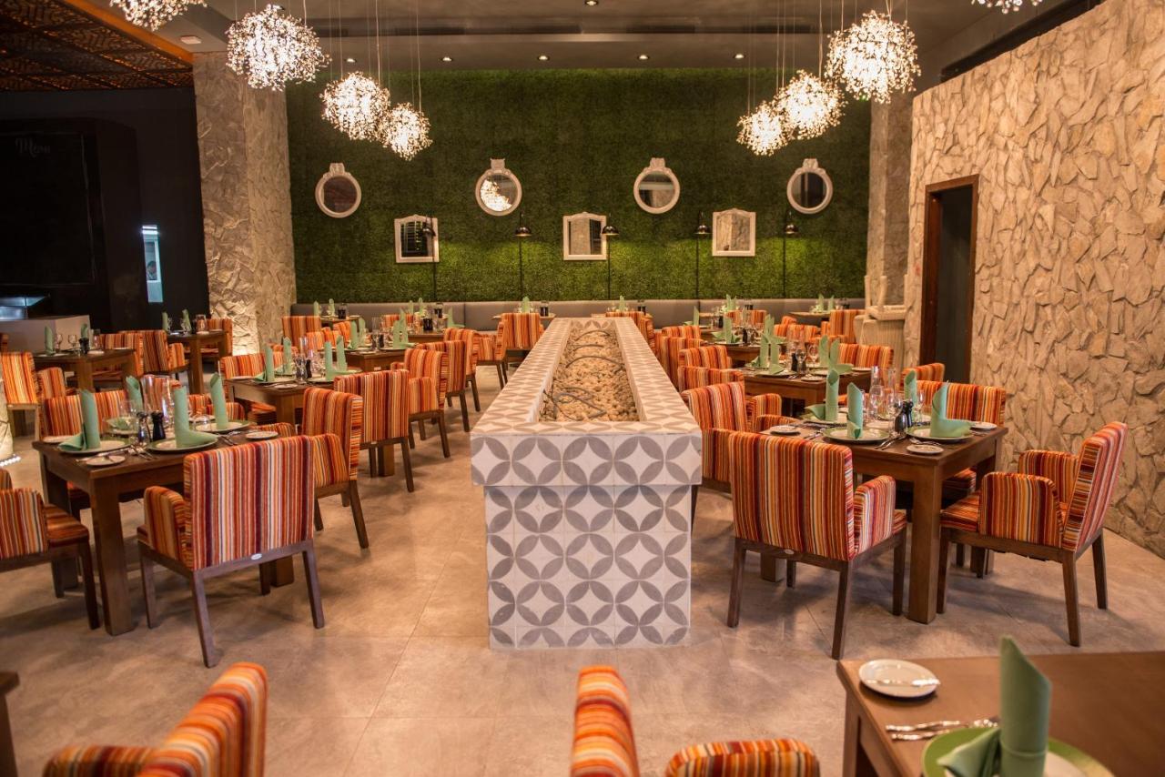 Royalton Riviera Cancun, An Autograph Collection All-Inclusive Resort & Casino photo