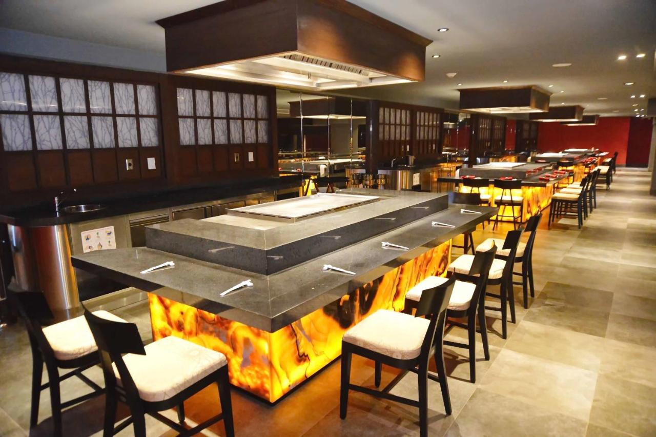 Royalton Riviera Cancun, An Autograph Collection All-Inclusive Resort & Casino photo