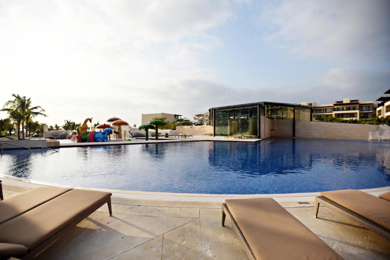 Royalton Riviera Cancun, An Autograph Collection All-Inclusive Resort & Casino photo
