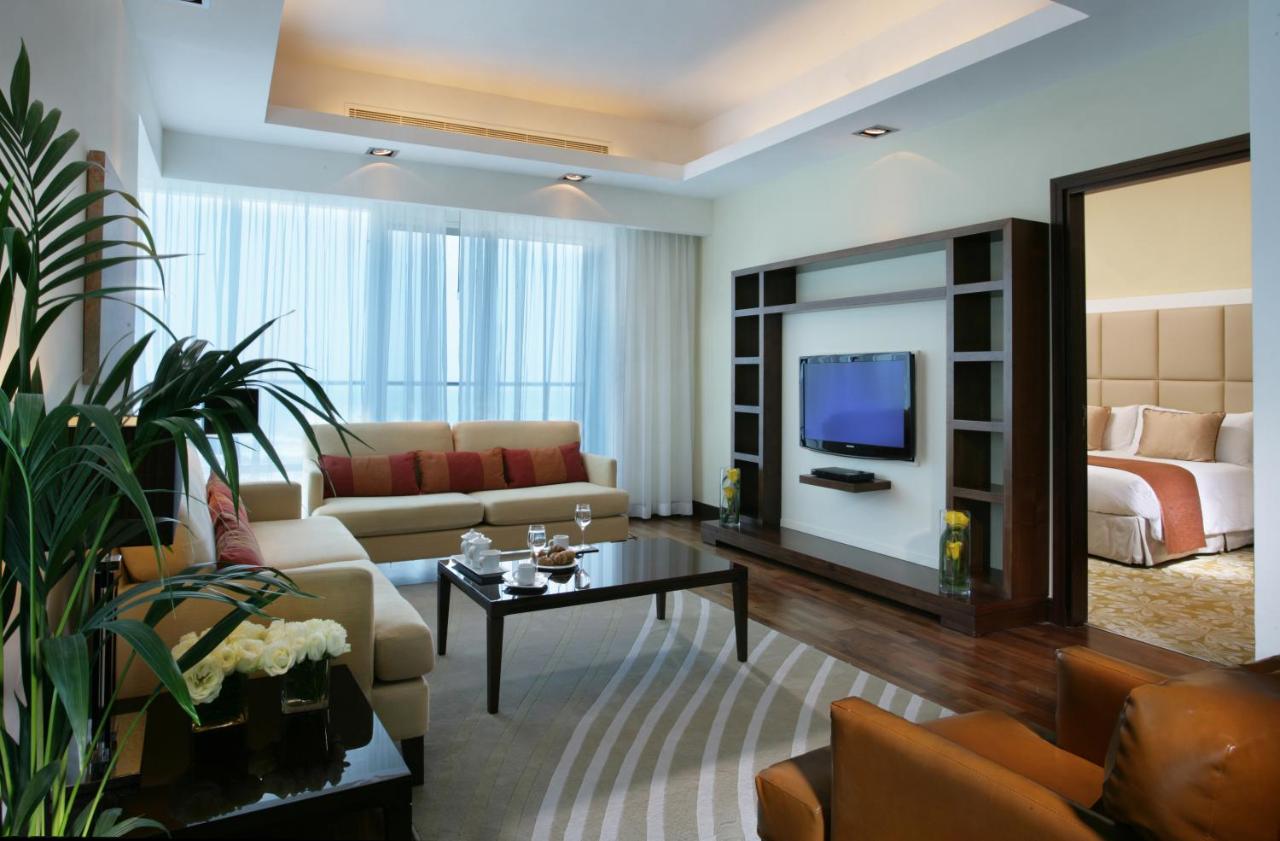 La Suite Dubai Hotel & Apartments photo