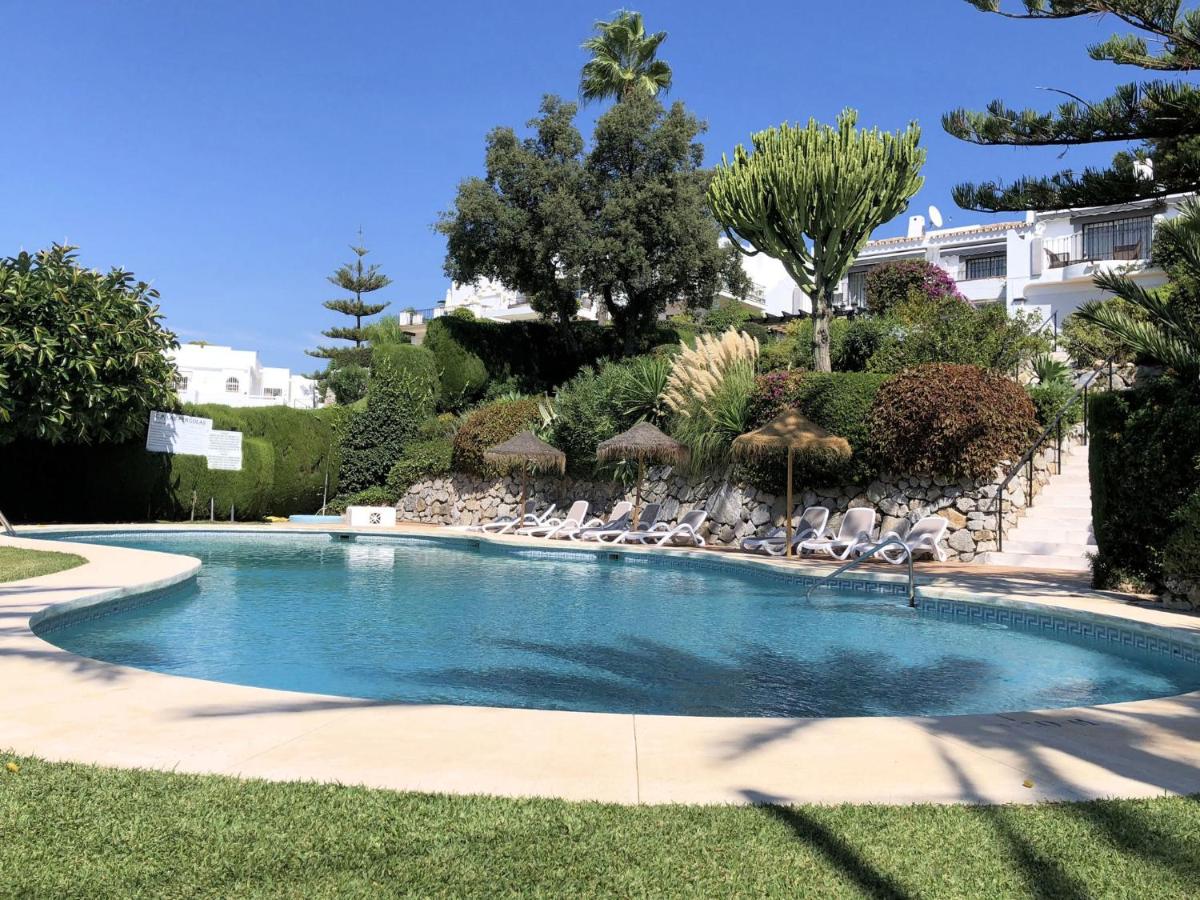 Modern Holiday Home with Shared Pool in Marbella (Spanje ...
