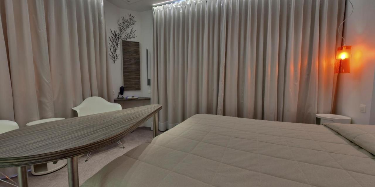 Hotel Glenmore photo