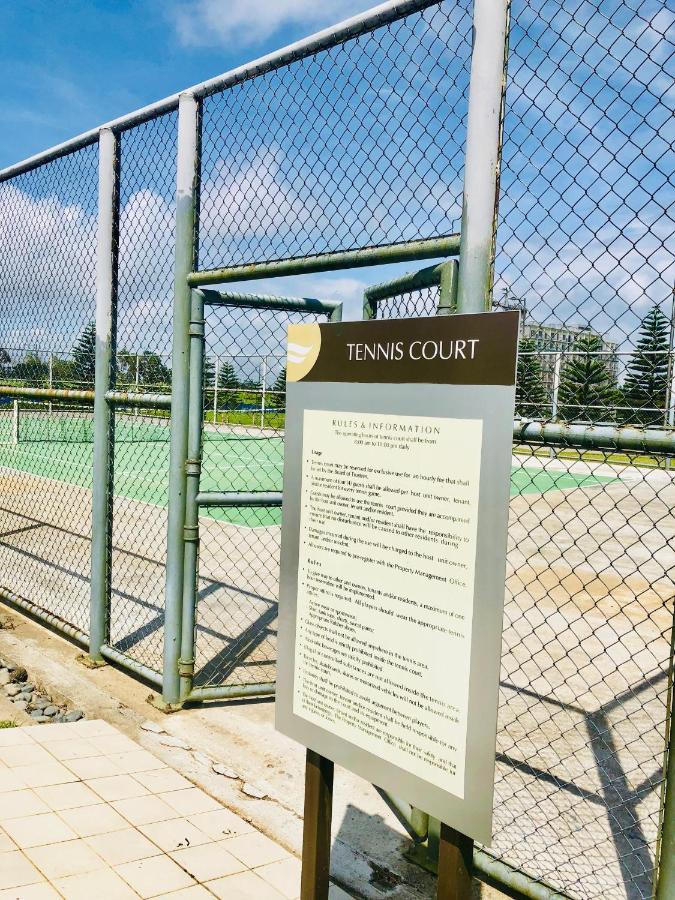 Tennis court: Wind Suites Tagaytay at SMDC