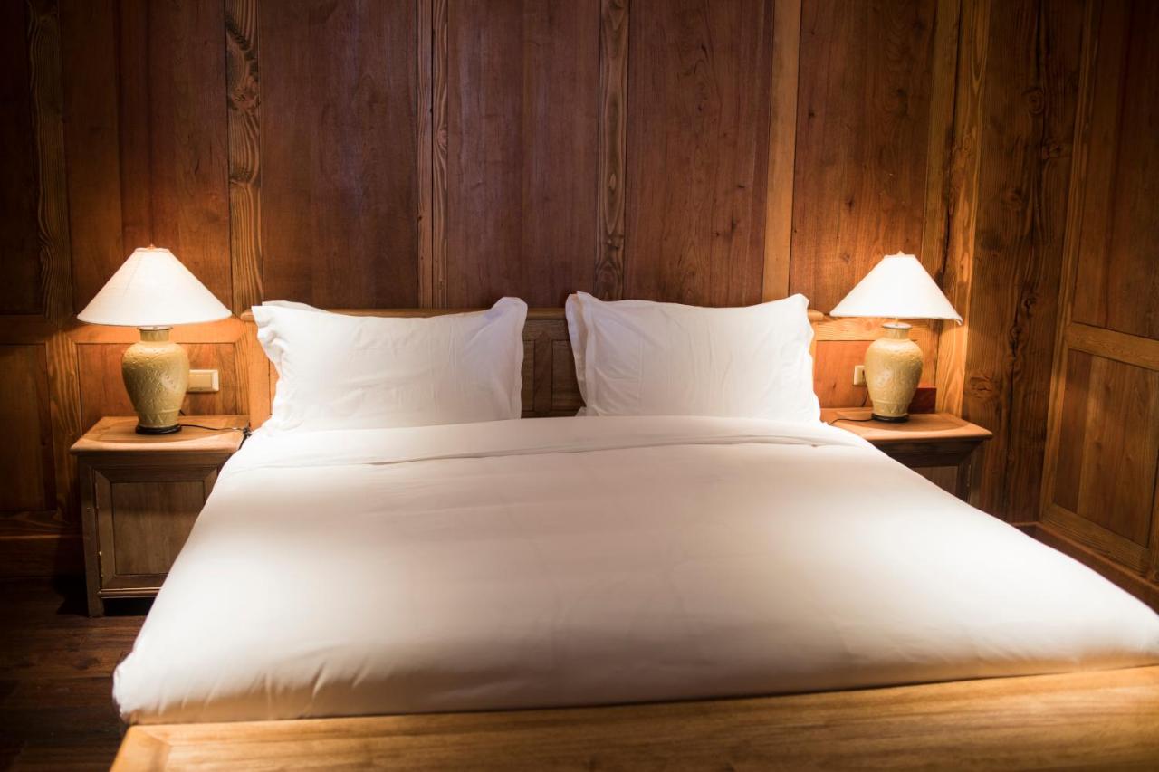 Songtsam Linka Shangri La China Booking Com