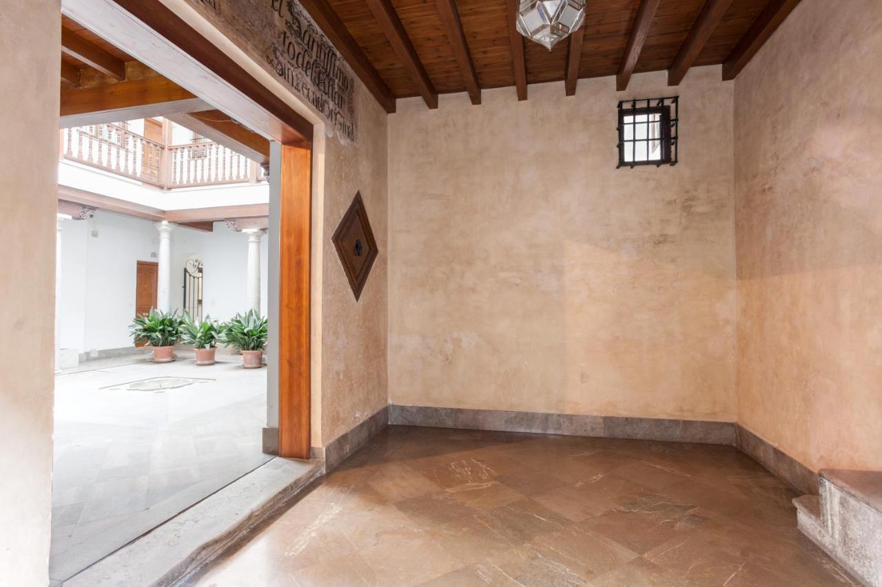 Apartamento De Lujo En Antiguo Convento, Granada – Updated ...