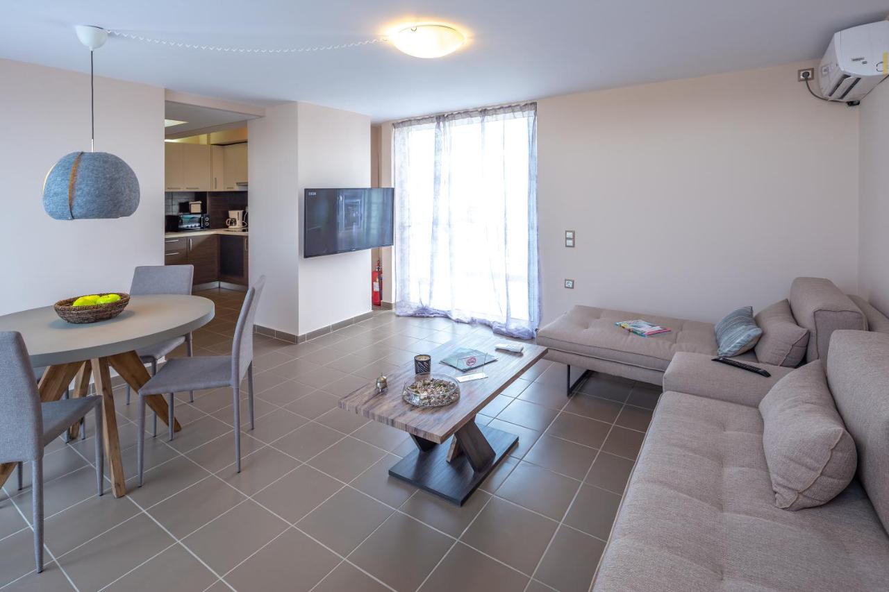 Solon - Deluxe City Center Apartment - 5