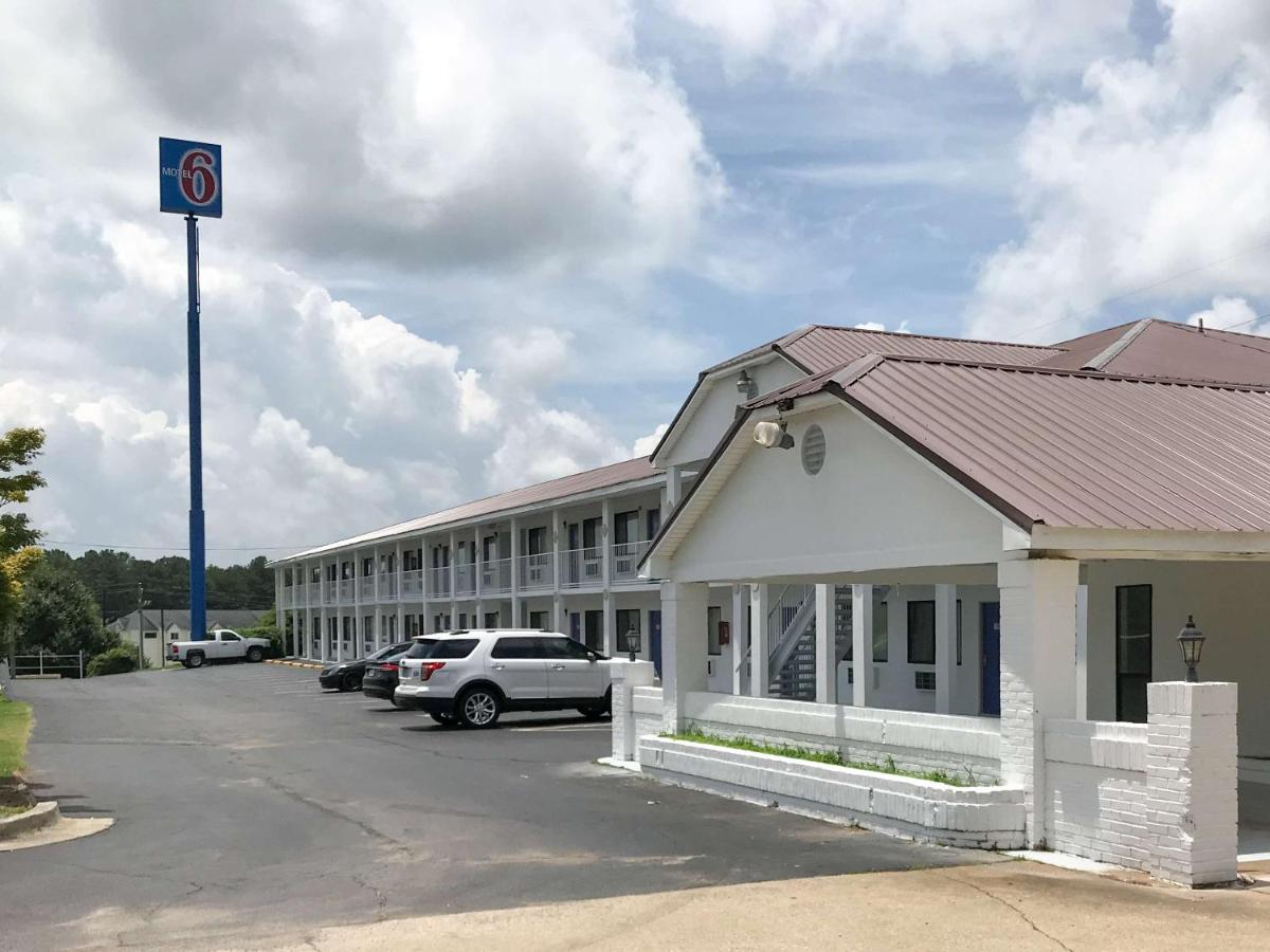 Green Oaks Motel — photo 9