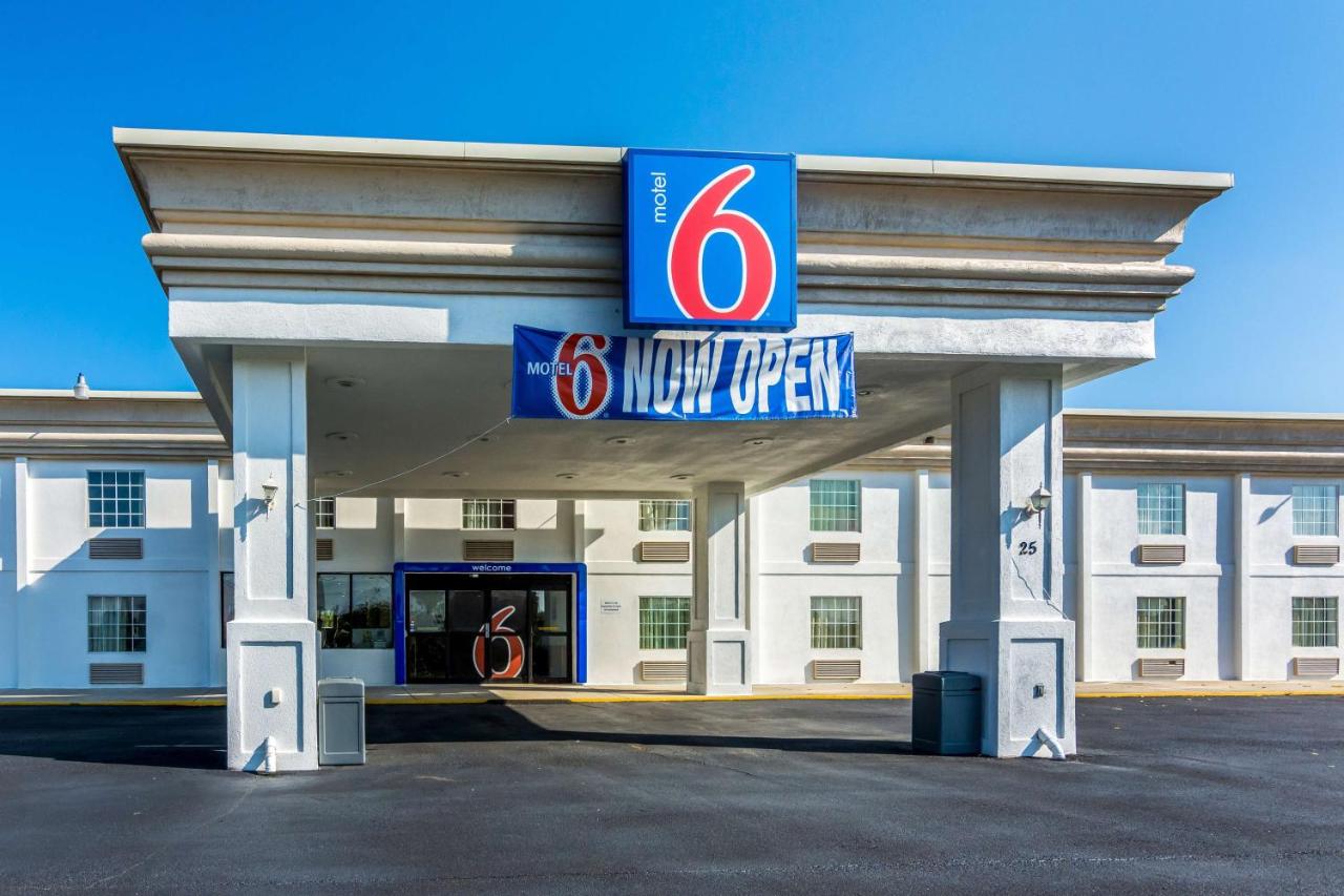 Budget Motor Inn - Petersburg / Fort Lee — photo 9