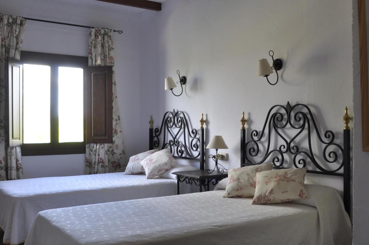 Hotel Rural La Paloma, Villanueva de Tapia – Updated 2022 Prices