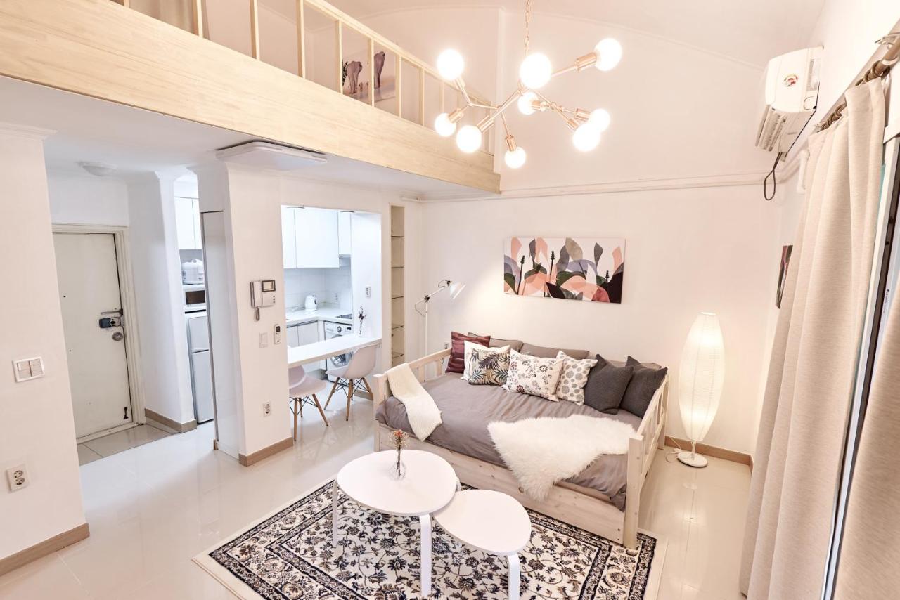 Oriental Modern Apartment 7 Seoul South Korea Booking Com