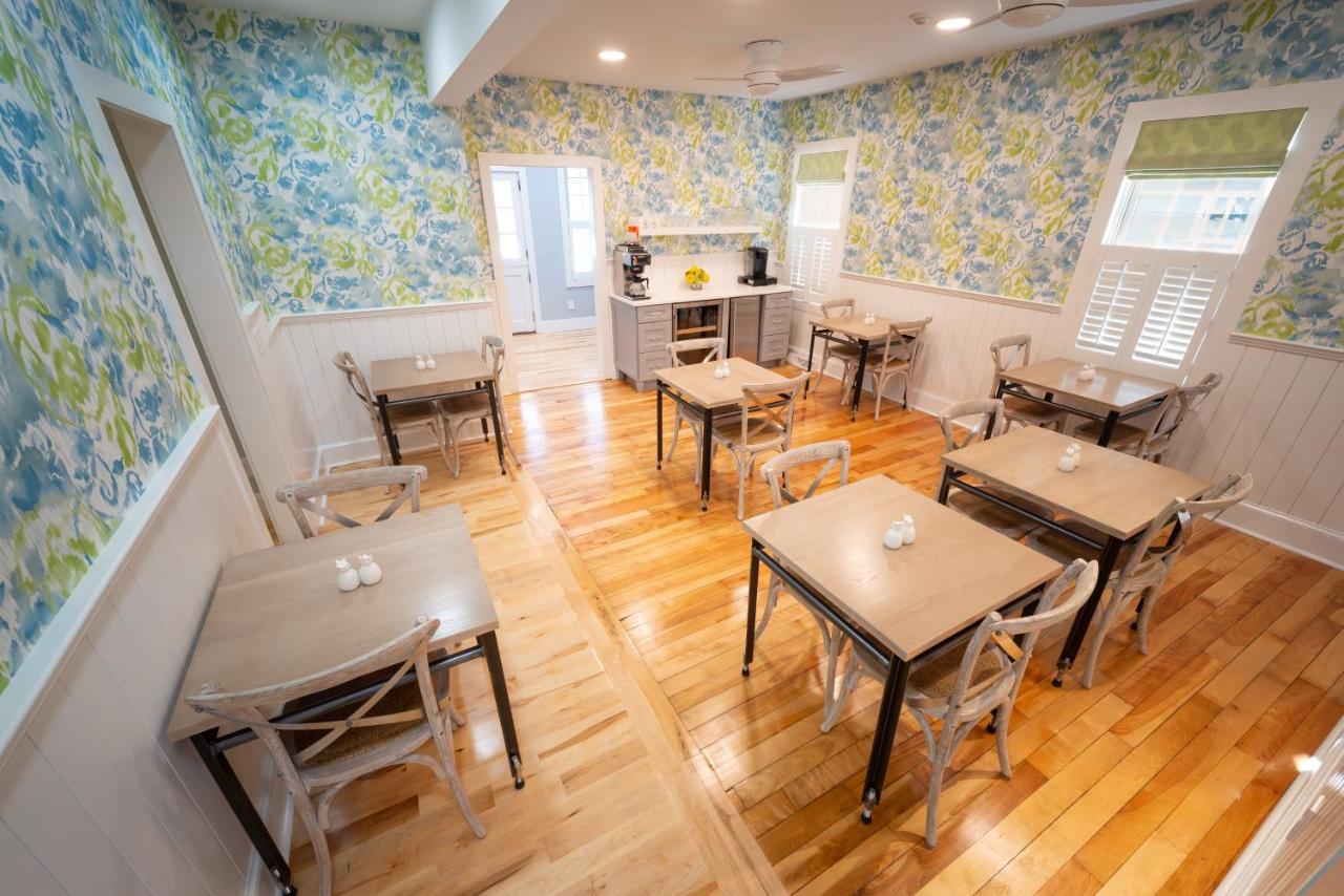 Town & Tide Inn — photo 10