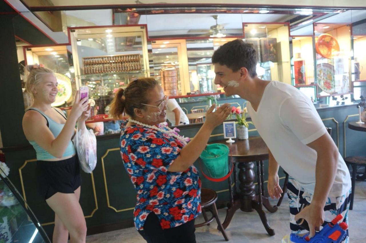 The Neighbors Hostel - 5