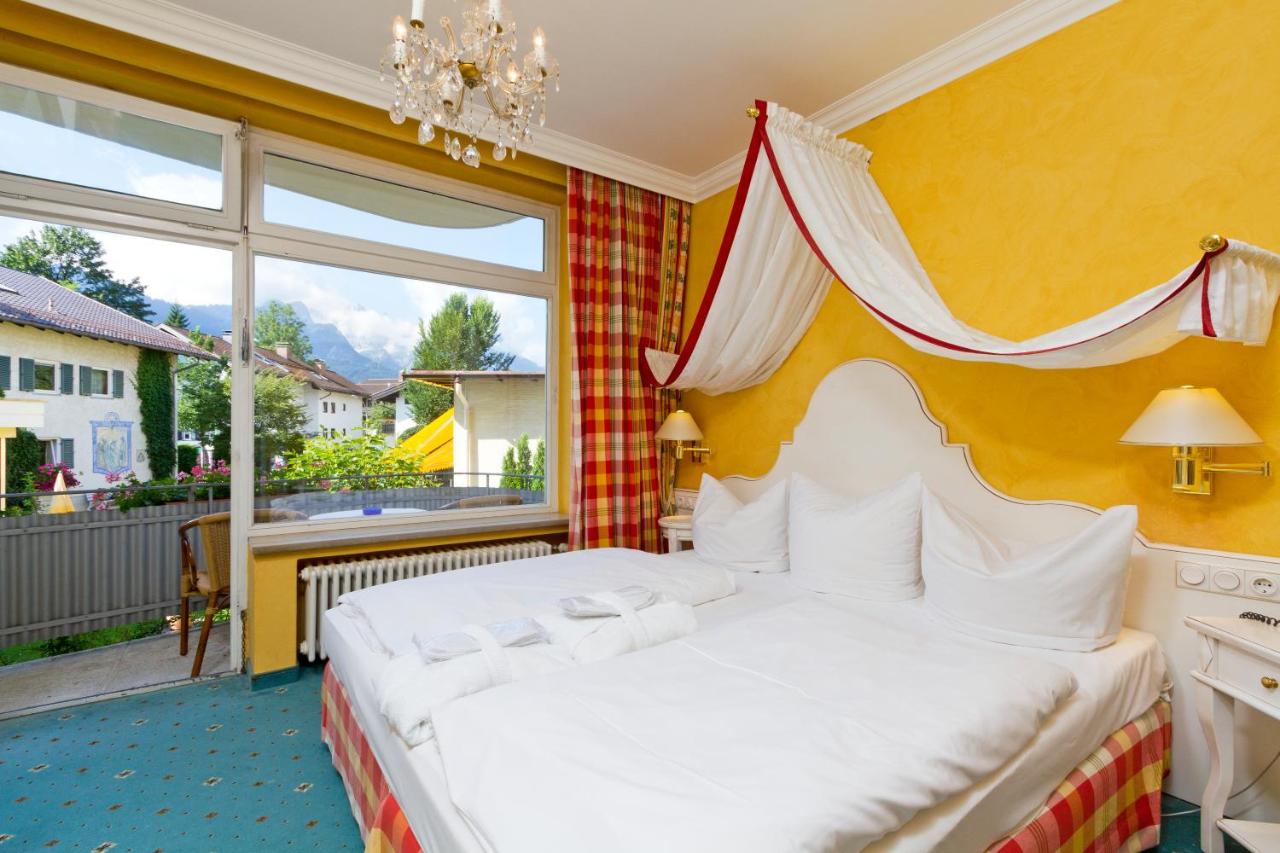 Wittelsbacher Hof Swiss Quality Hotel - Laterooms