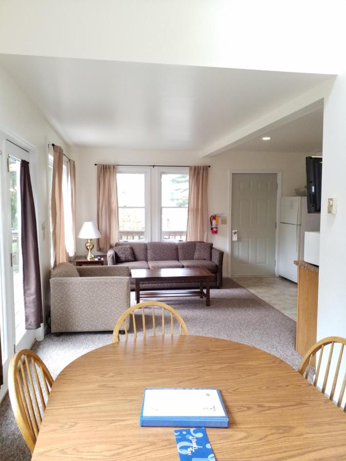 Bayside Inn & Marina — photo 11