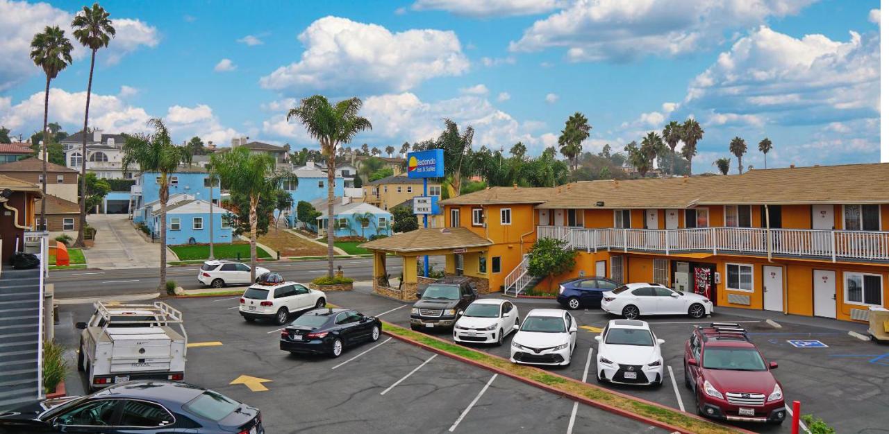 Redondo Inn and Suites — photo 1