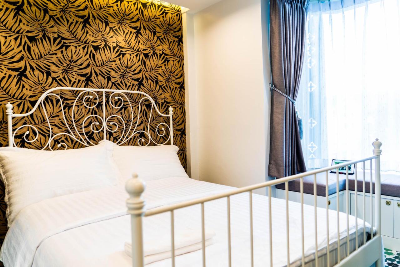 The LOL Elephant Hostel - 4