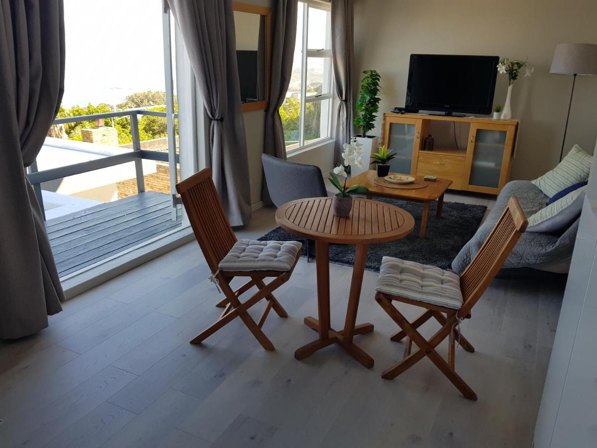 Camps Bay Cosy Accommodation - 5