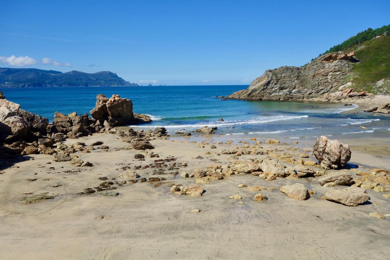 Cliffside Country Cottage, Loiba, Spain - Booking.com