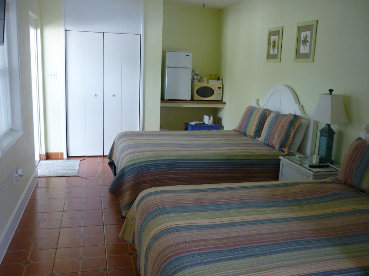 Palm Court Inn Motel — photo 9