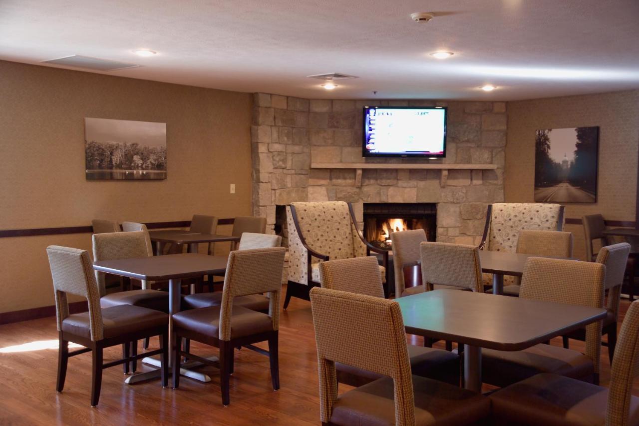 Ivy Court Inn and Suites — photo 5