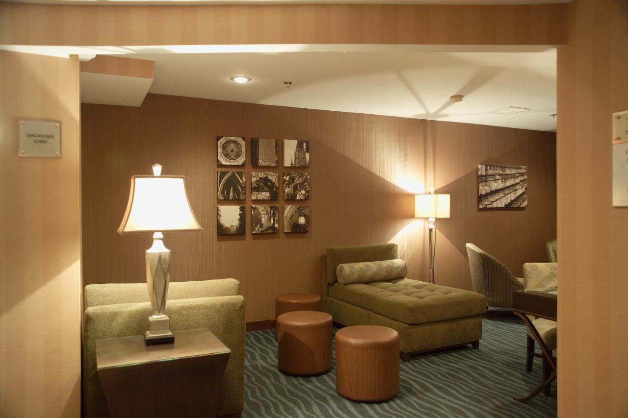 Ivy Court Inn and Suites — photo 22