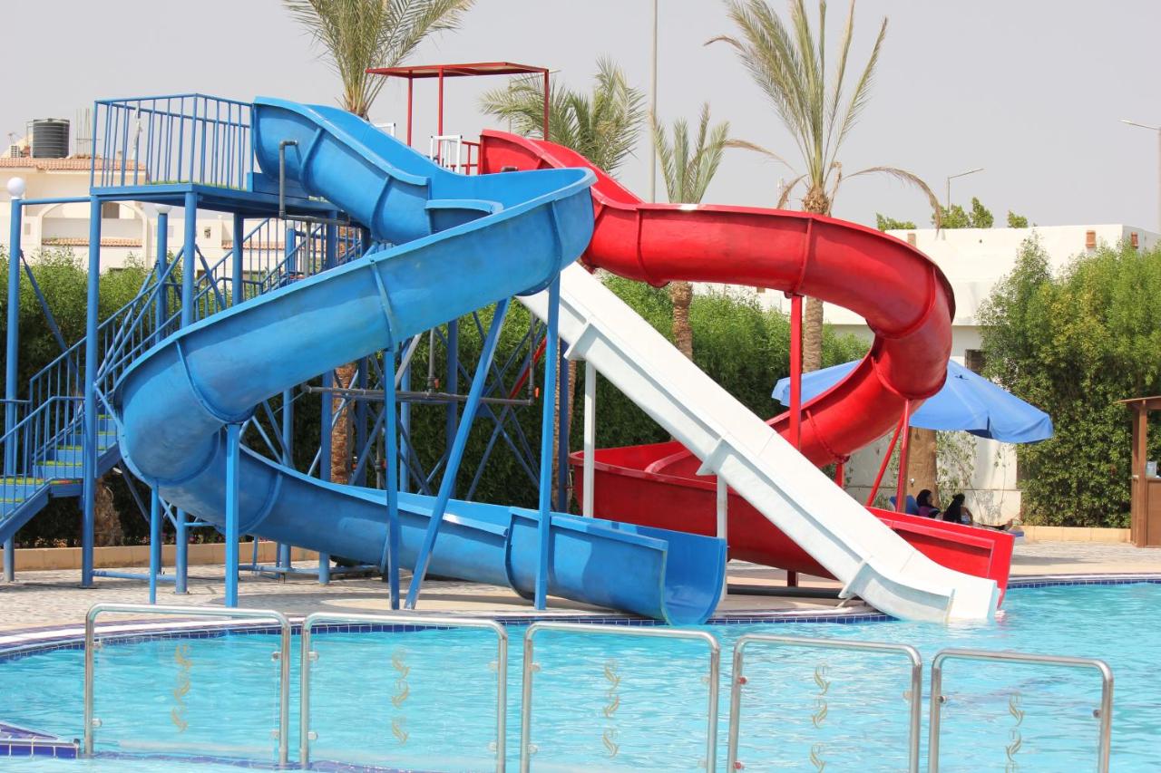 Tivoli Hotel Aqua Park photo