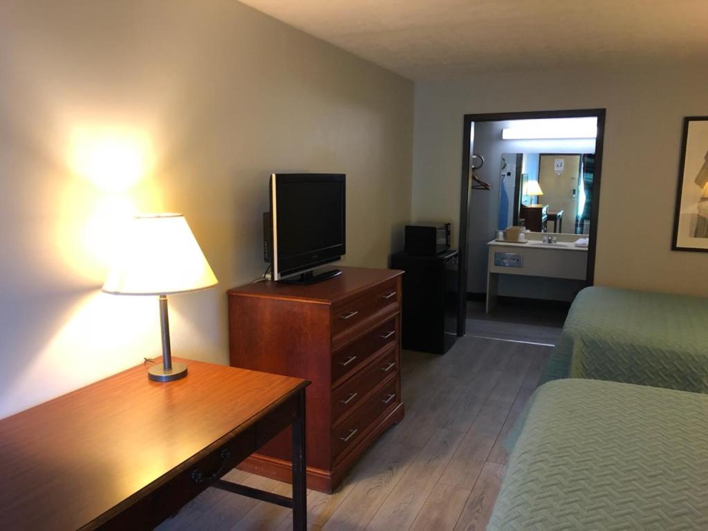 Springfield Inn — photo 22