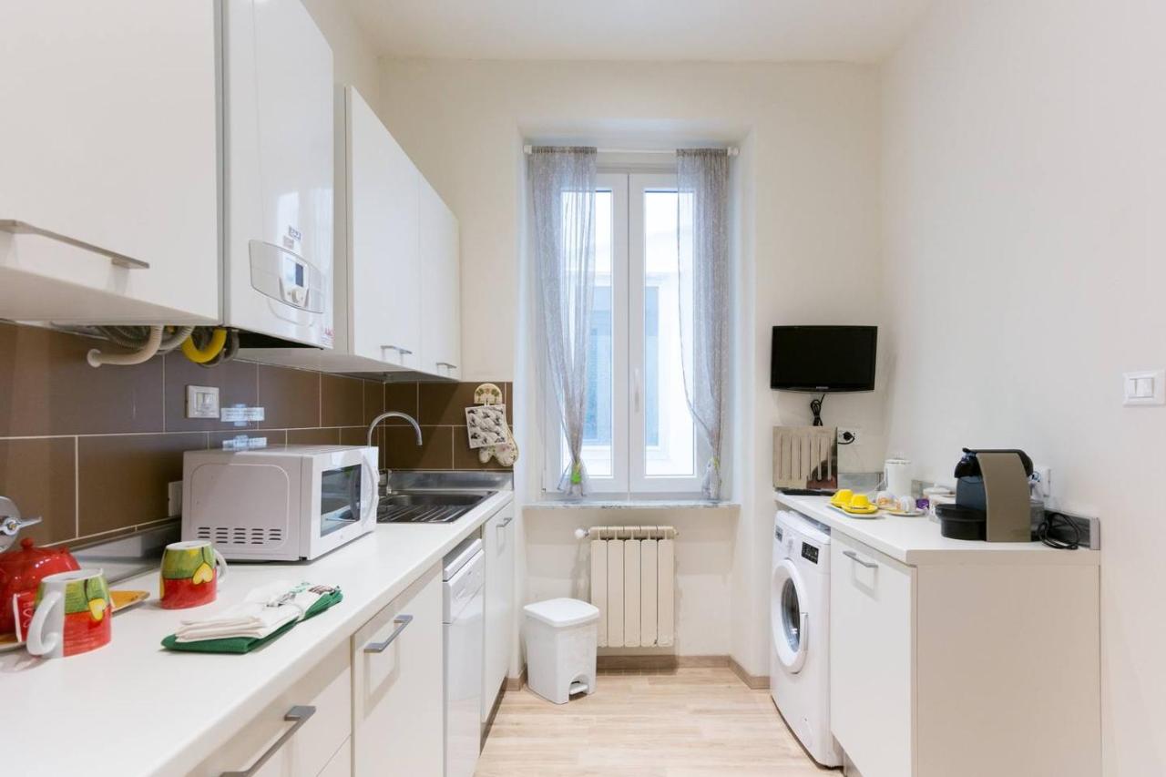 Alla Scalinata del Teatro Rossetti in viale XX Settembre parcheggio - 4